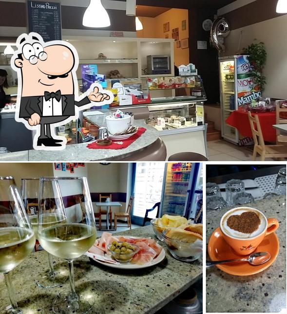 Tra le diverse cose da Pan Cafè Di Papa Barbara si possono trovare la interni e bevanda