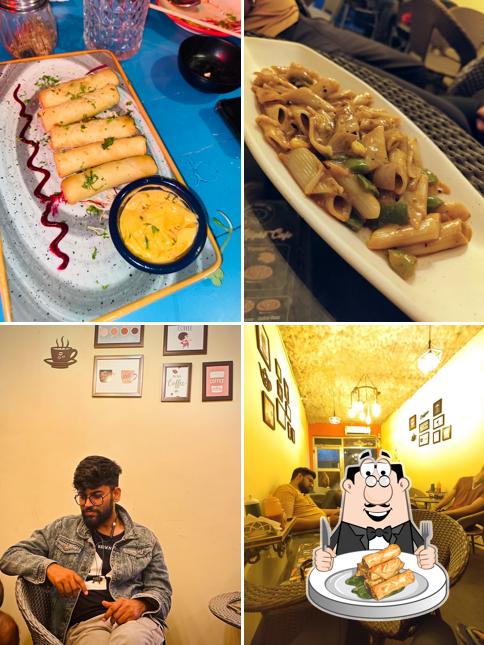 Spring rolls at Cloud Night Cafe