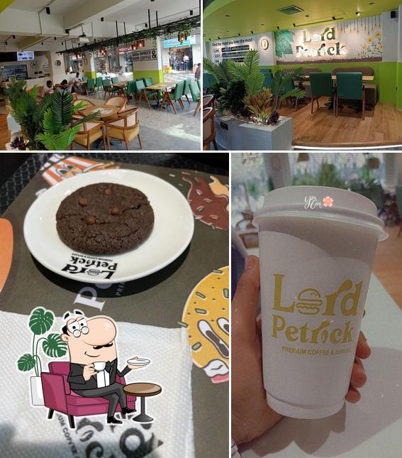 The photo of Lord Petrick Yogichowk’s interior and food
