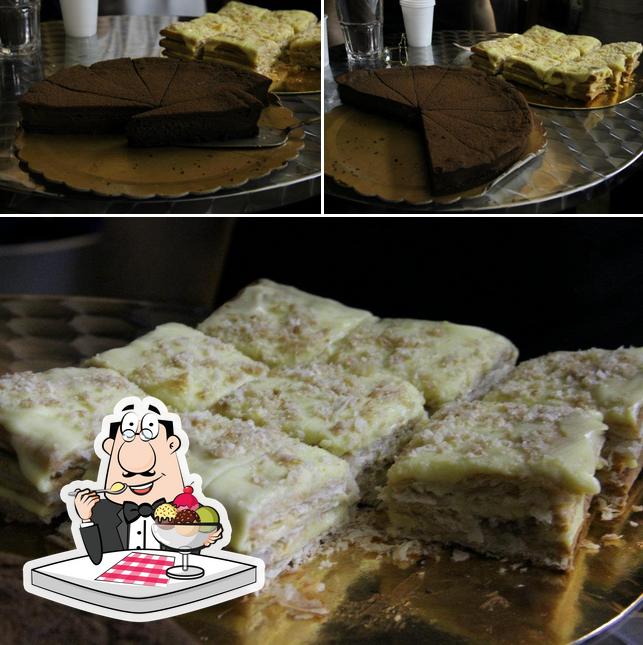 Schizzi di Caffè Varedo offre un'ampia varietà di dessert