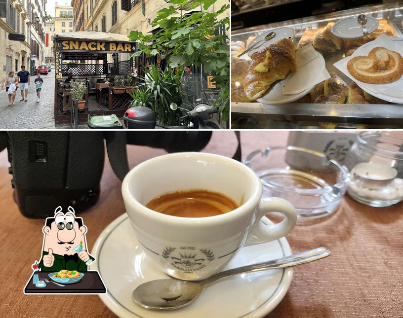 Bar Roma Centro - Decameron si caratterizza per la cibo e esterno