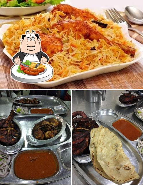 Food at AL YOUSUFAIN FAST FOOD RESTAURANT