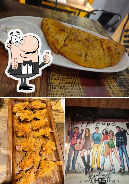 Here's a picture of House Of Shakes By Meemaws Cafe