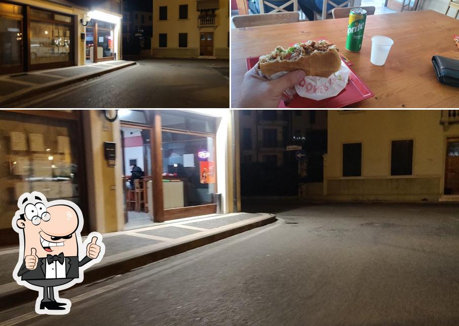 Vedi la foto di New Taj Mahal Döner Kebab