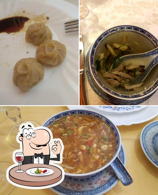Platti al Ristorante Cinese Shanghai