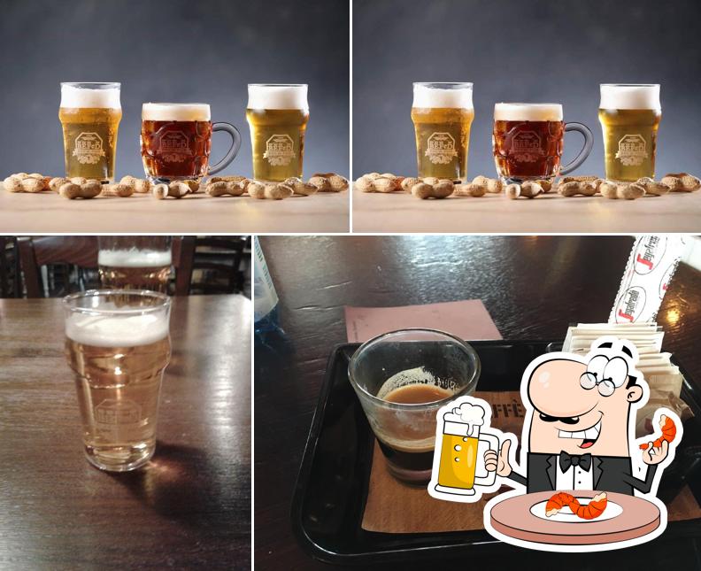 Puoi goderti un rinfrescante bicchiere di birra chiara o scura