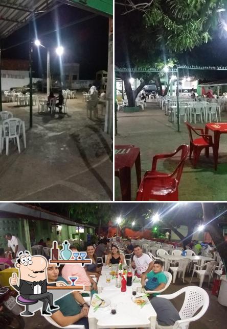 Veja imagens do interior do Bar O Luciano