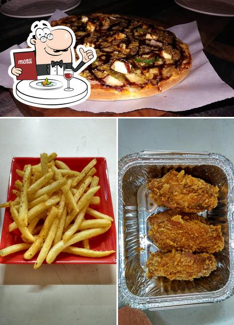 Food at Jalapenos Food Court