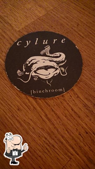 Ecco un'immagine di Cylure Binchroom Lausanne