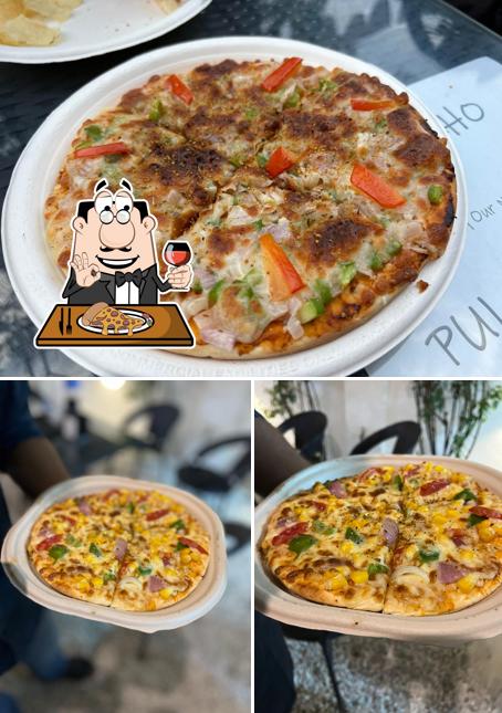 Try out pizza at Chokho