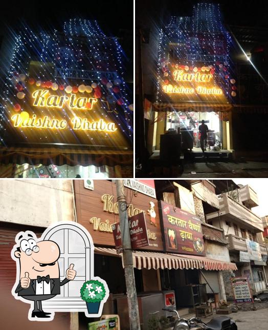 The exterior of Kartar Vaishno Dhaba