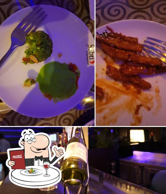 Food at Qlique Resto Bar
