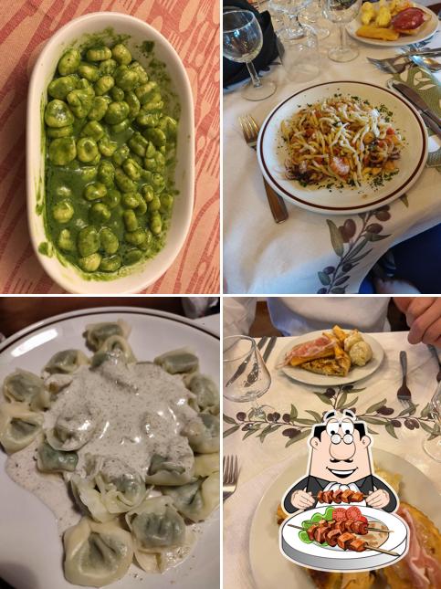 Cibo al Trattoria Vegia Arba'