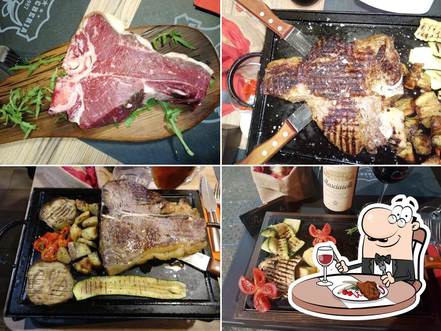 C'è un'ampia scelta di pasti per gli amanti della carne