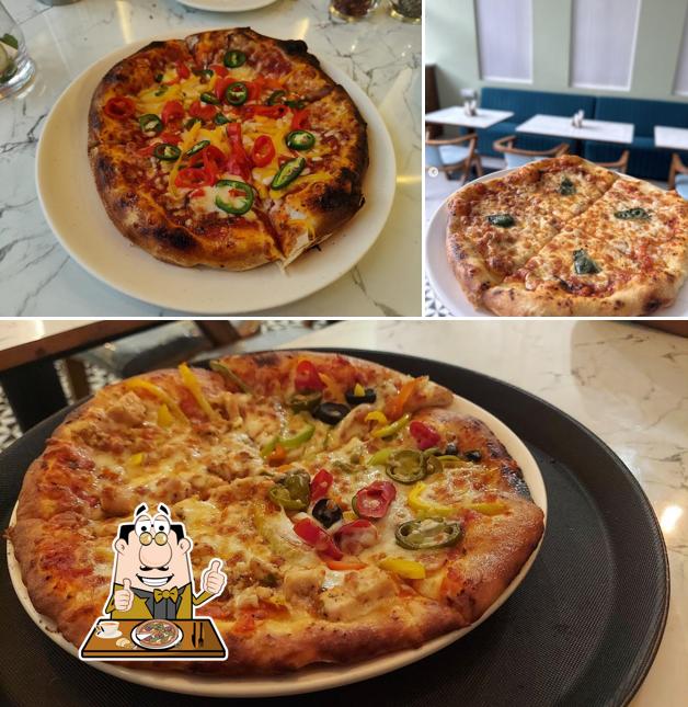 Try out pizza at Moonlight Cafe