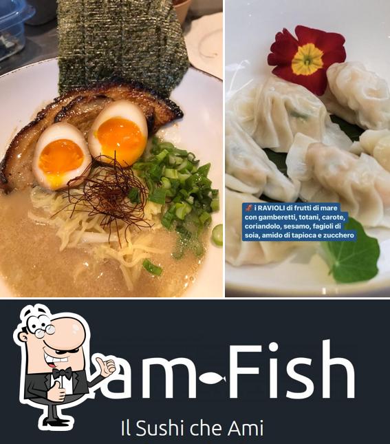 Voir cette photo de Glam Fish