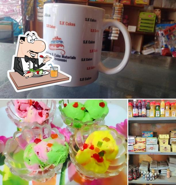 Food at S K CAKES & CAKE MATERIALS