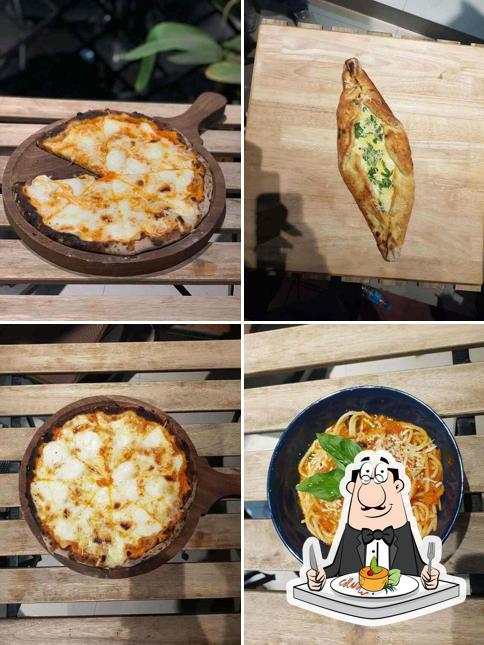 Food at ZZA Bar