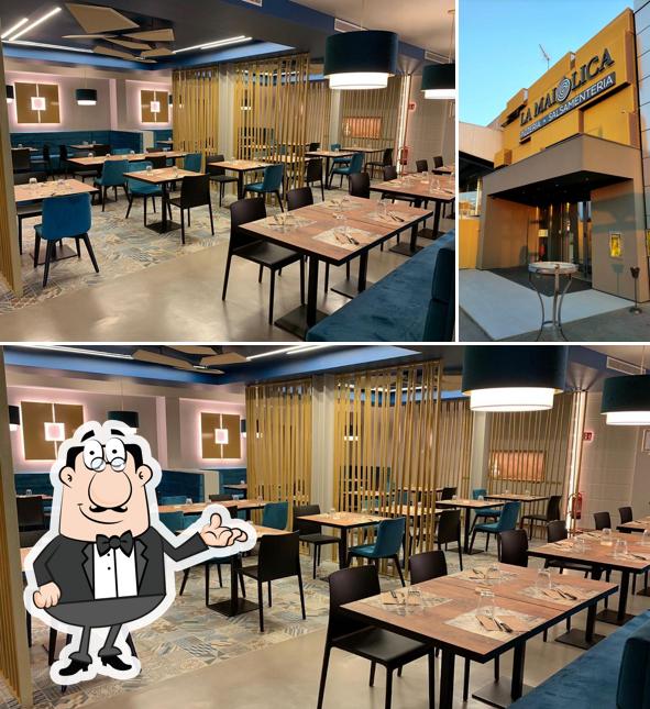 Gli interni di Pizzeria La Maiolica