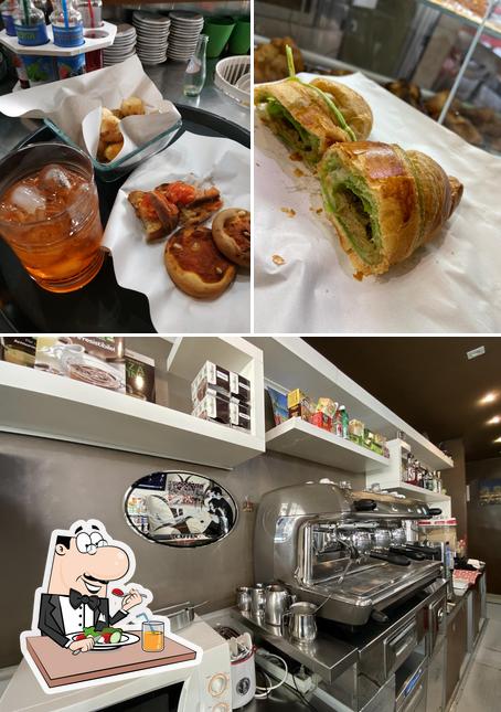 Dai un’occhiata alla immagine che mostra la cibo e interni di Caffé del Principe