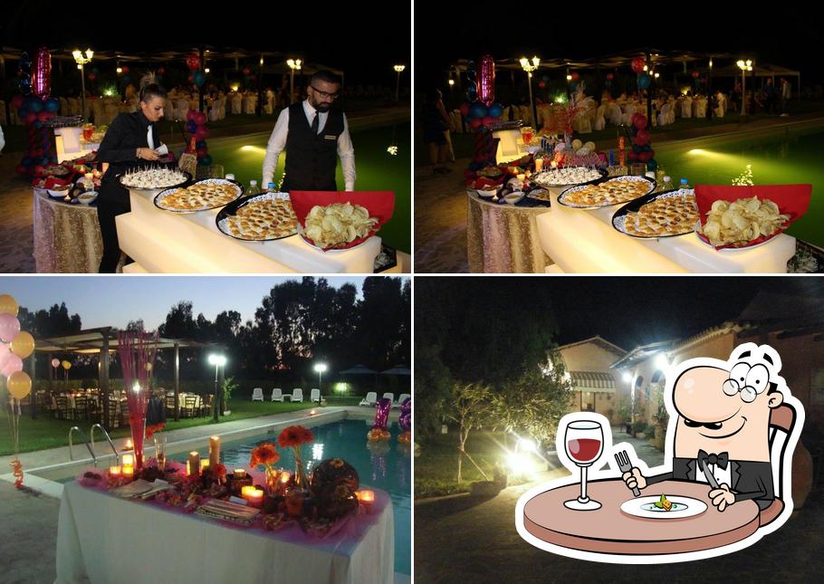 Guarda la foto che presenta la cibo e esterno di Agriturismo "Le Terre Di San Domenico"