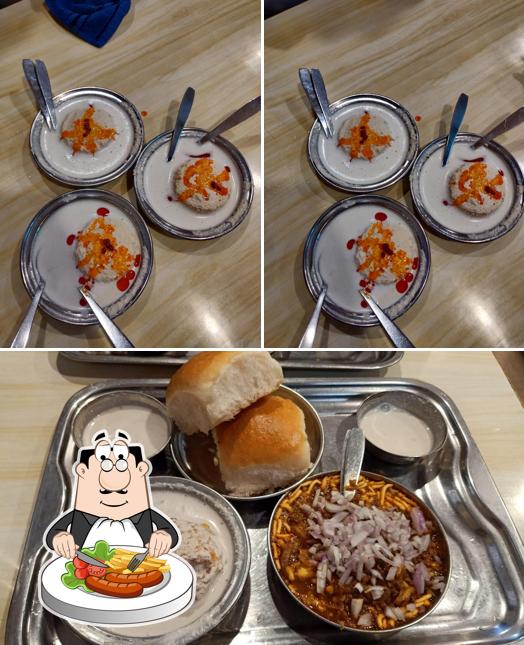 Food at Hotel Kshudha Shanti Gruha