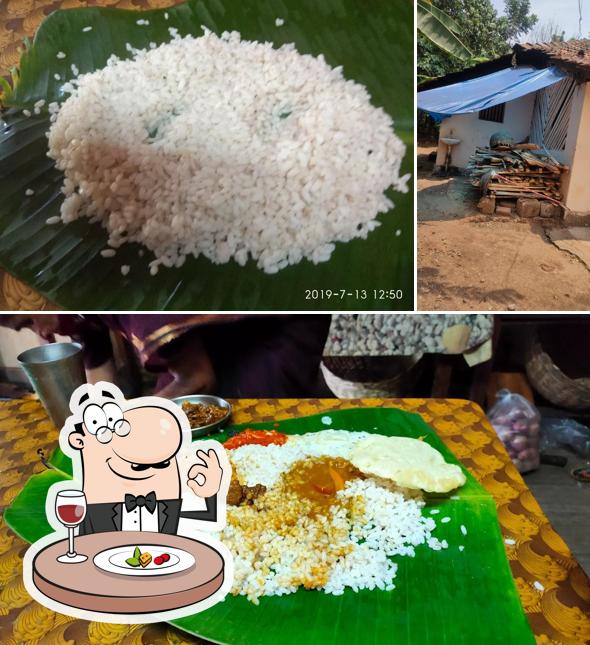 Food at അച്ഛമ്മേടെ ഊണും മട്ടൺ കറിയും