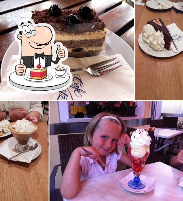 Caffè Pasticceria Demetz offre un'ampia gamma di dolci