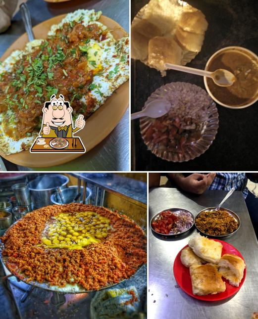 Pick pizza at Mohd Nasir Cooper Wala Pav Bhaji & Bhurji Centre