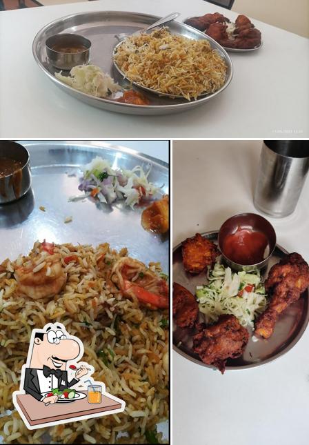 Food at pakiza