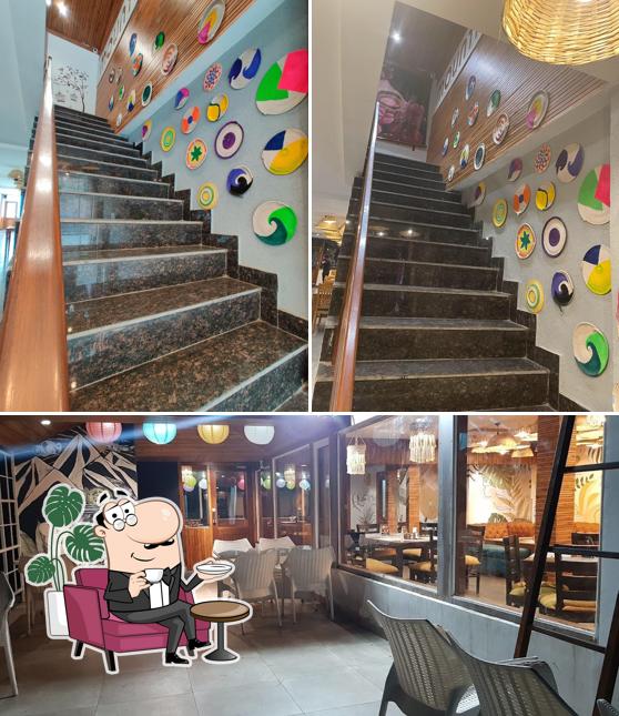 The interior of Mountain Grill