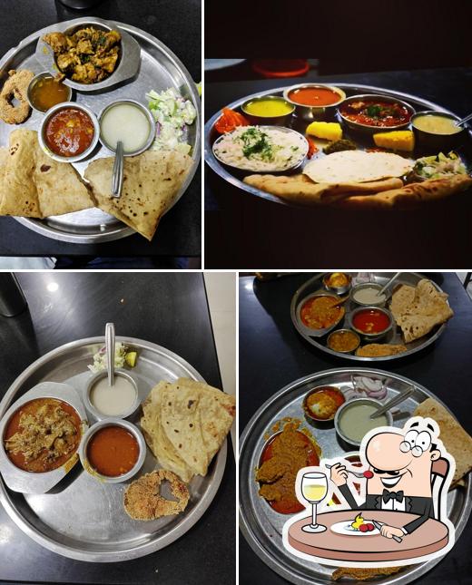 Food at Utkarsh Bhojanalay