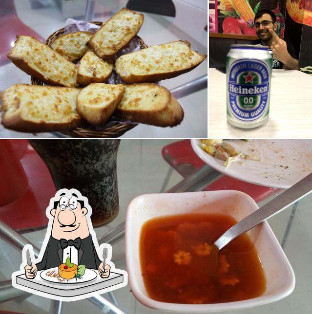 U.S. Pizza Vidyanagar is distinguished by food and beer