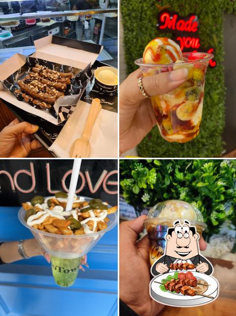 Food at Cremeborne Ice Creams & Desserts