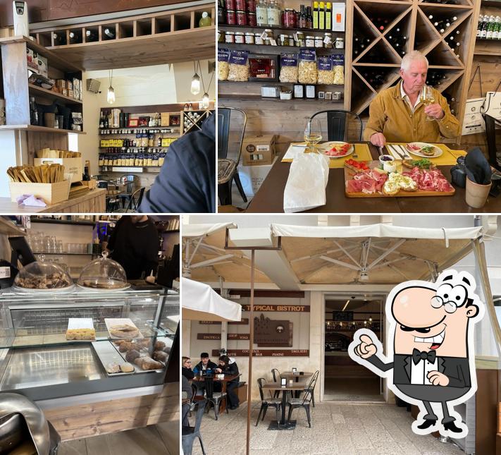 Siediti a un tavolo di L'Antica Credenza