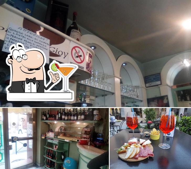 Prova un drink dal menu