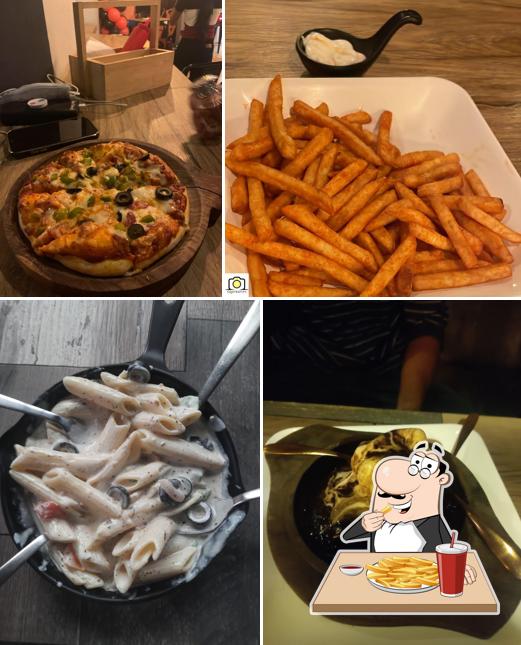 French fries at RTS CAFE