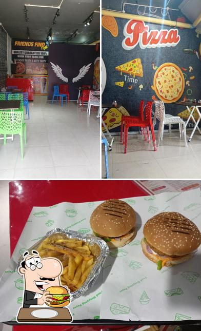 Hamburger at Friends find cafe