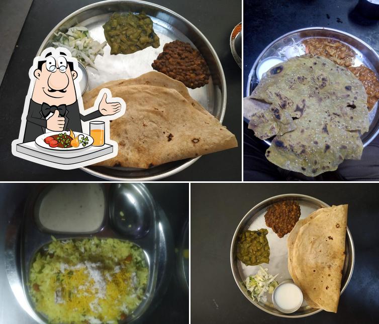 Food at Sri Siddeswara jold Rotti kanavali