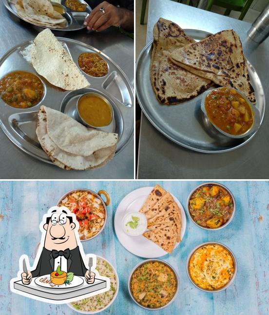 Food at Jalaram Parotha House