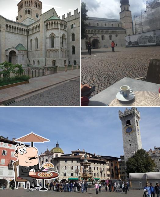 Guarda gli esterni di Caffè Italia
