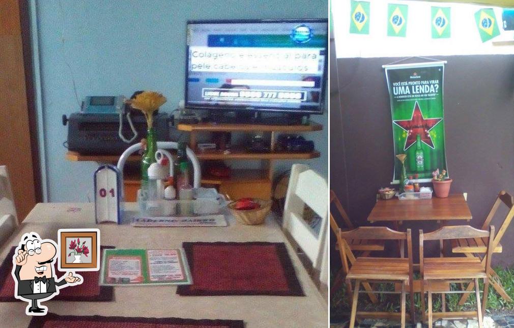 O interior do Garage's Refeições E Marmitas