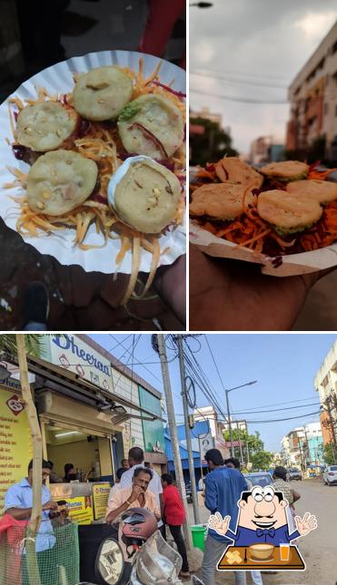 This is the photo displaying food and exterior at Dheeraa Thattu Vadai