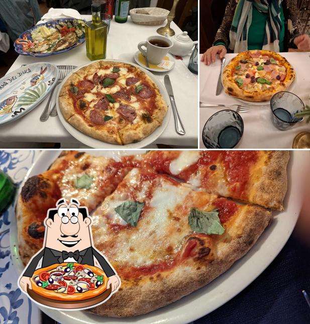 A La Taverna del Duca, puoi ordinare una bella pizza