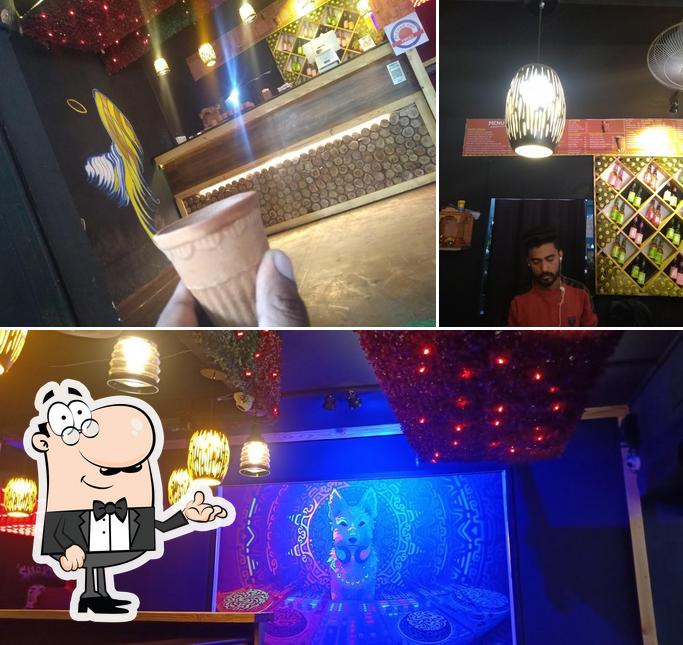 The interior of Chai Sutta Bar, Jaora Compound