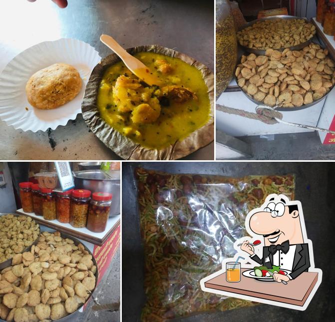 Meals at Gopinath Namkeen & Sweets