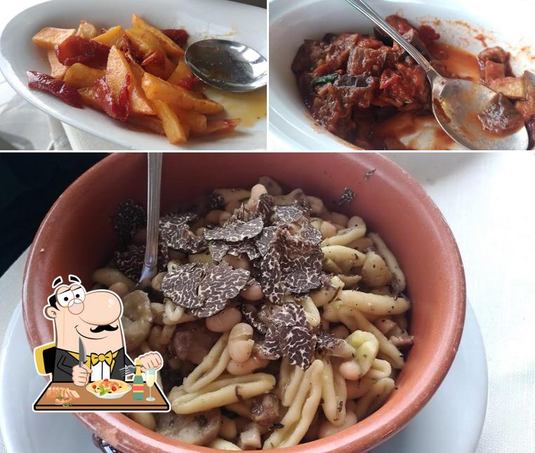 Cibo al Ristorante Da Teodoro (MONTEFUSCO - UNICA SEDE)