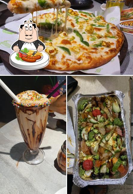 Food at The pizza Connection