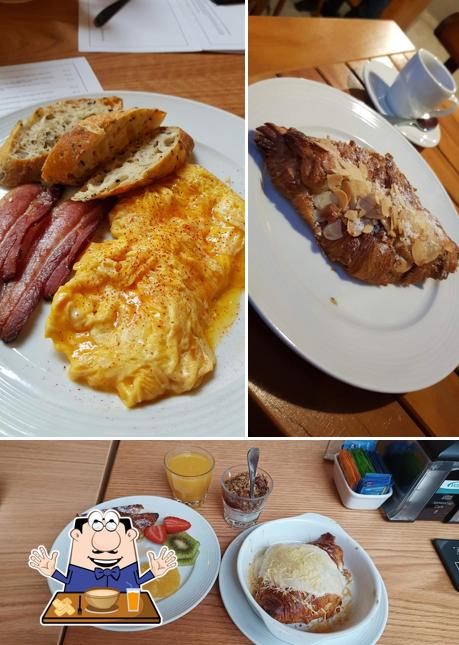 Comida em Fabrique Pão E Café