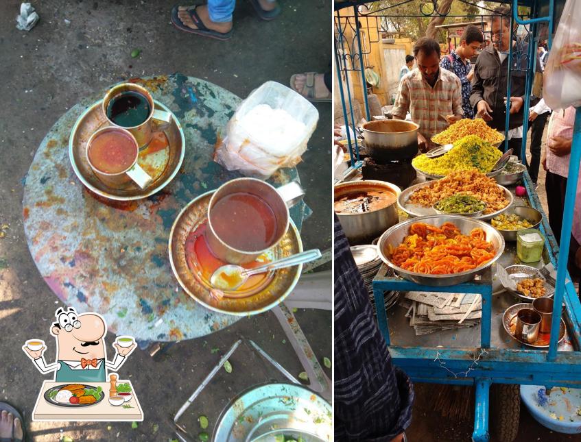 Food at Famous Misal Centre